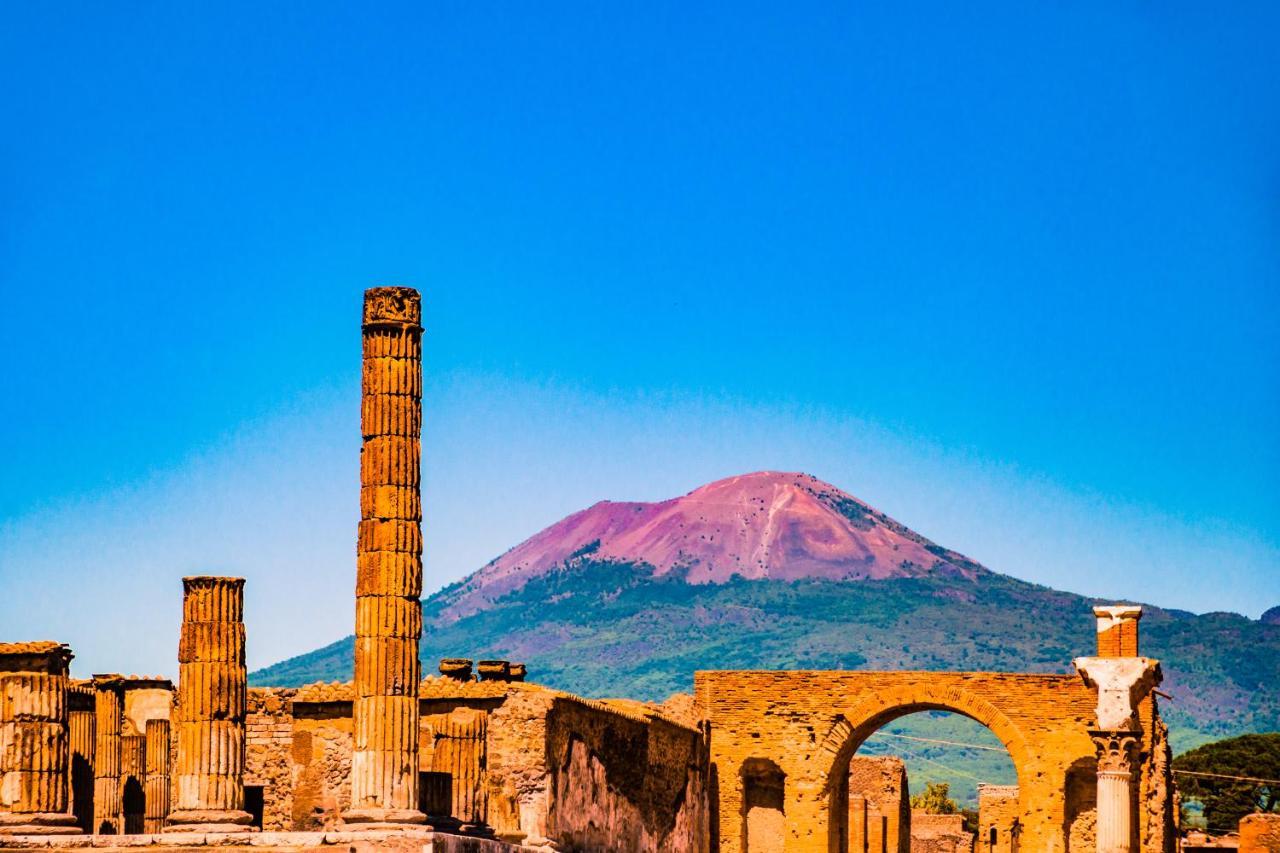 Alexander Home Pompei Luaran gambar