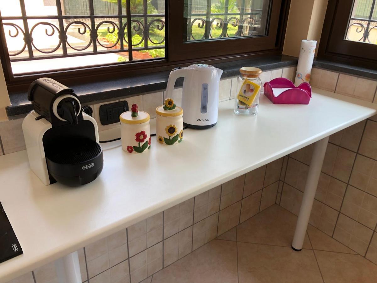Alexander Home Pompei Luaran gambar