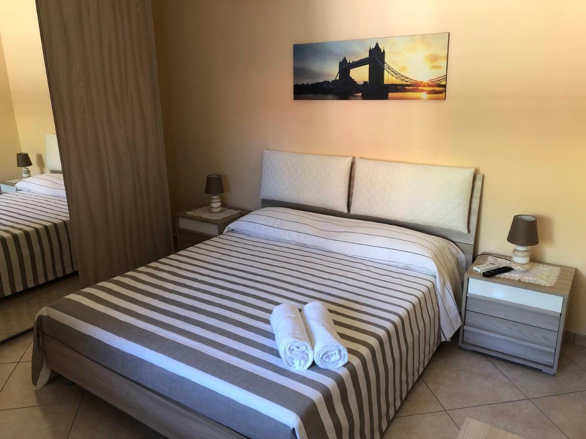 Alexander Home Pompei Luaran gambar