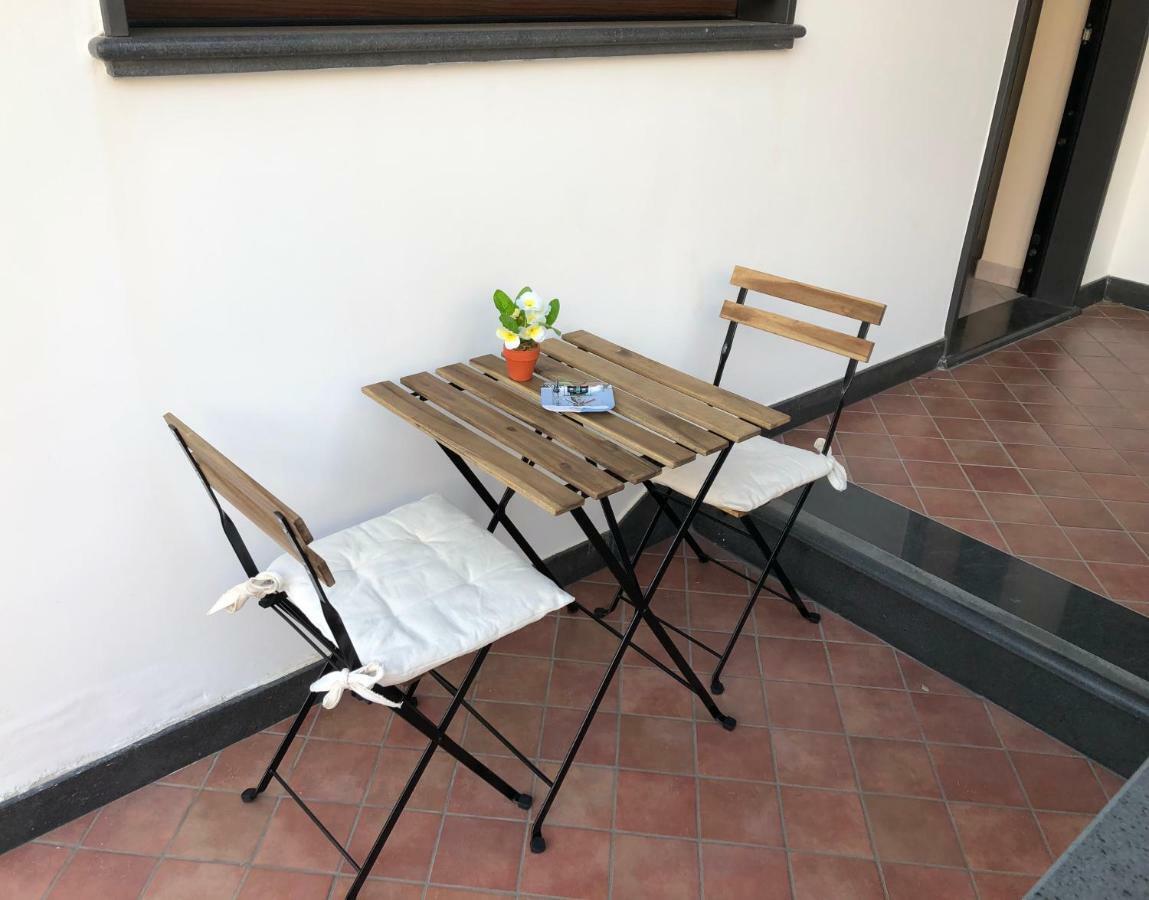 Alexander Home Pompei Luaran gambar